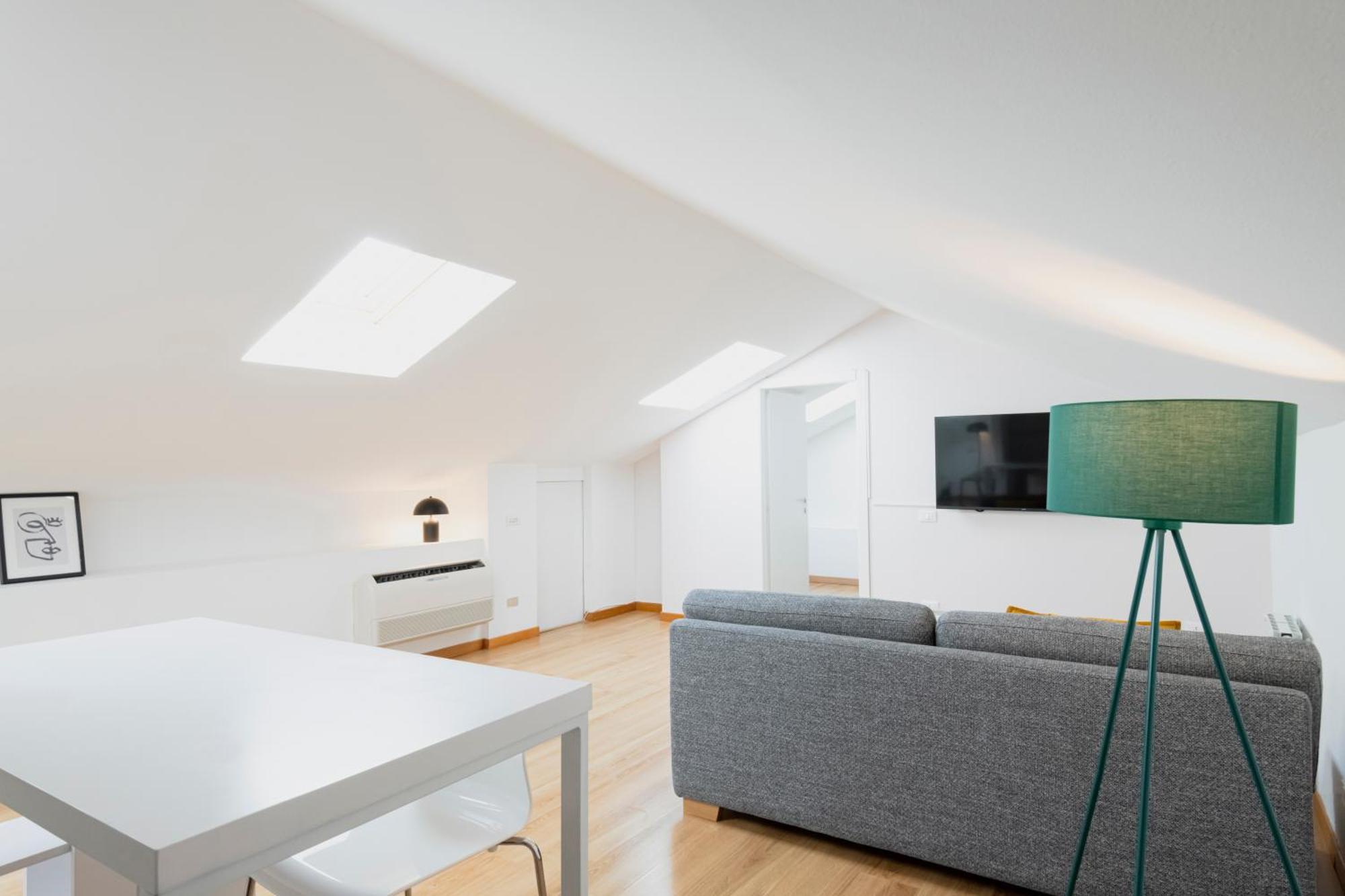 Relstay - Arco Della Pace - Sunny Loft Milan Bagian luar foto