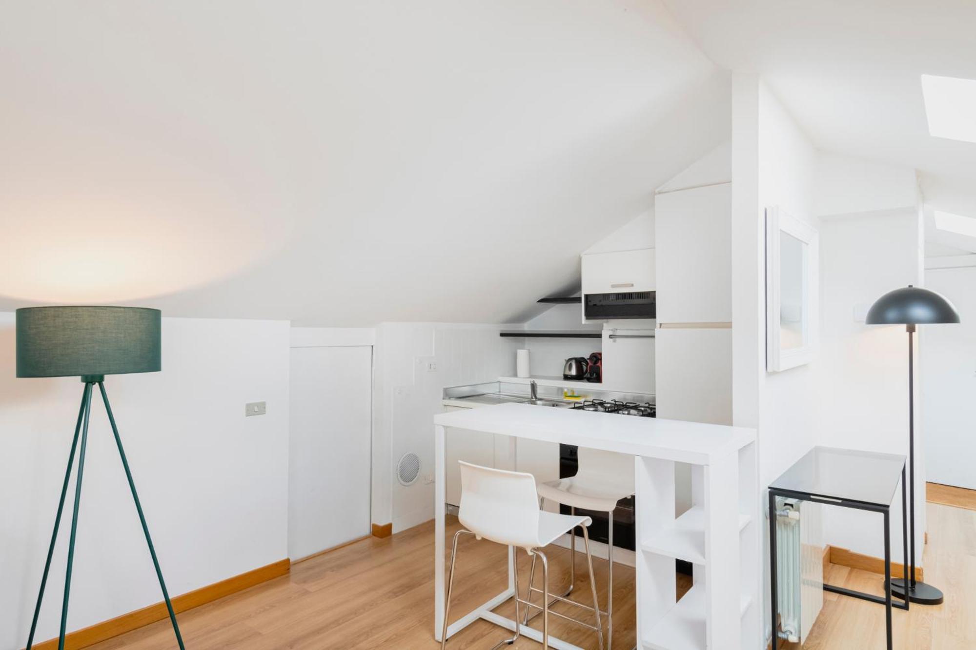 Relstay - Arco Della Pace - Sunny Loft Milan Bagian luar foto
